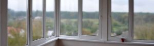 Теплое остекление балкона ПВХ рамами